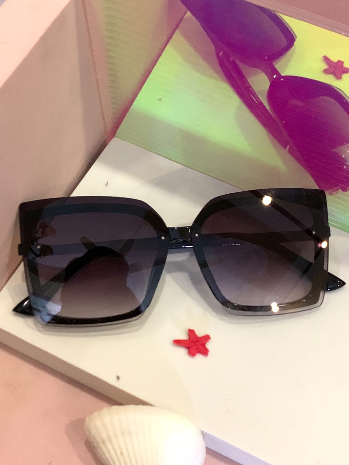 Mextmart Dark Square Sunglasses