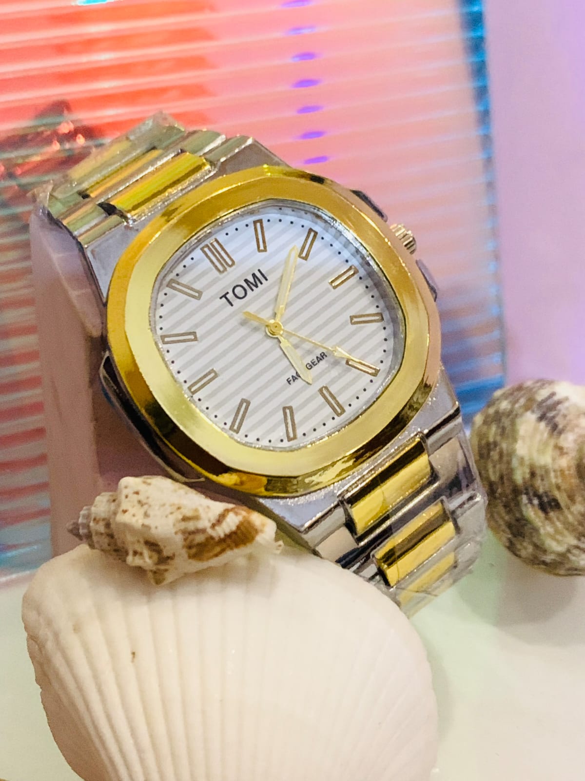 Mextmart The Horizon Two-Tone Watch